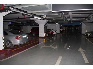 地下停车场地坪